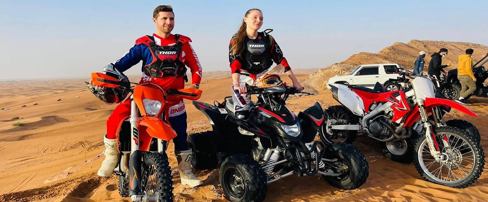 enduro-dirt-bike-motorcycle-motorbike-desert-tour-dubai enduro-dirt-bike-motorcycle-motorbike-desert-tour-dubai