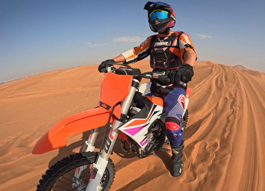 2-dirt-bike-enduro-bike-rental-in-dubai-uae
